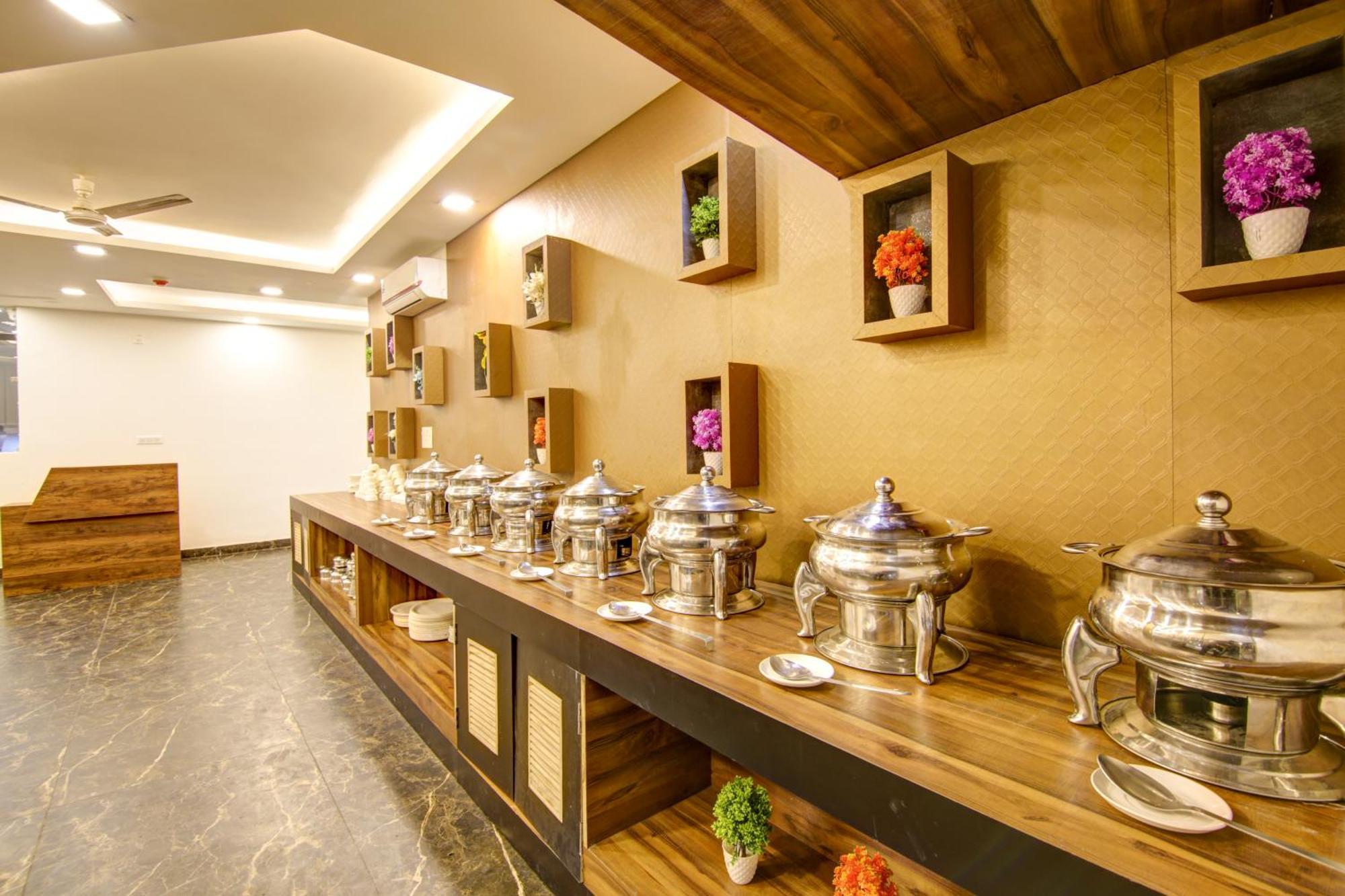 Hotel Prithvi-Raj Near Delhi Airport New Delhi Exterior photo
